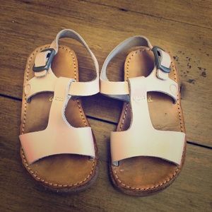 Size 4 Freshly Picked Malibu Sandals